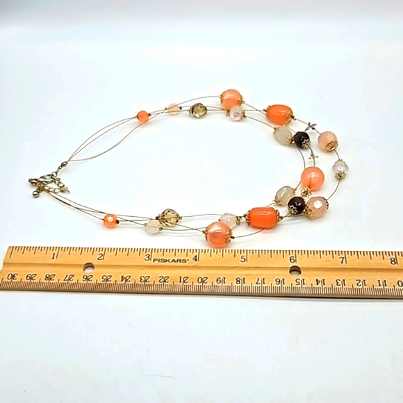 Vintage triple strand wire beaded necklace - Picture 8 of 9